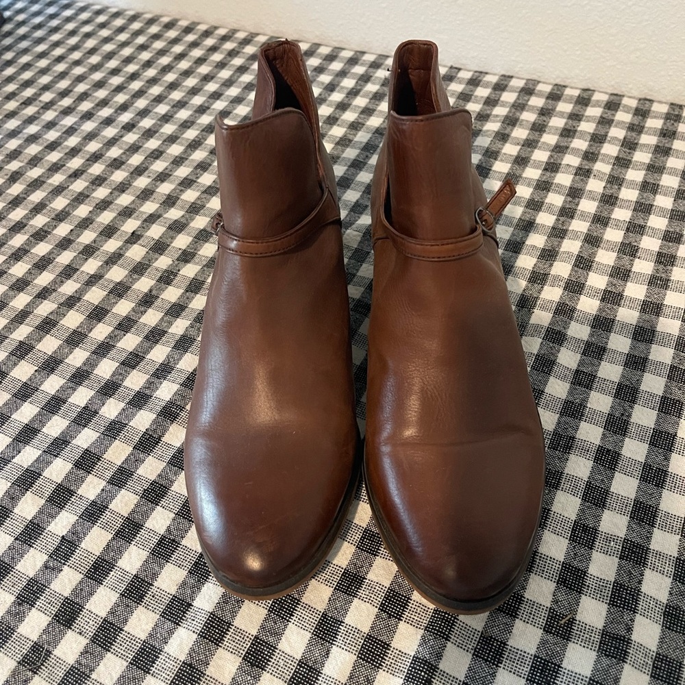 Sam Edelman women’s Leather Boots in Rich Brown, size 7